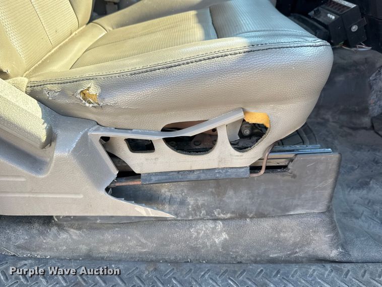 image for item ET4431 2009 Ford F150 XL Ext. Cab pickup truck