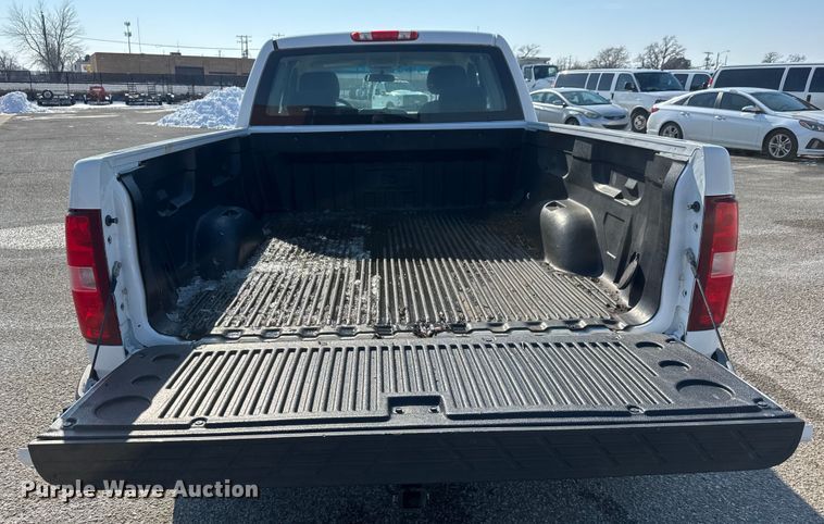 image for item ET4432 2012 Chevrolet Silverado 1500 Ext. Cab pickup truck