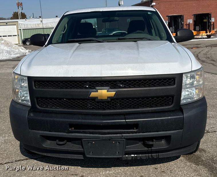 image for item ET4434 2012 Chevrolet Silverado 1500 Ext. Cab pickup truck
