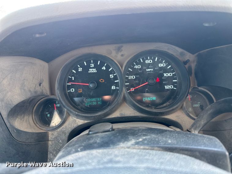 image for item ET4434 2012 Chevrolet Silverado 1500 Ext. Cab pickup truck