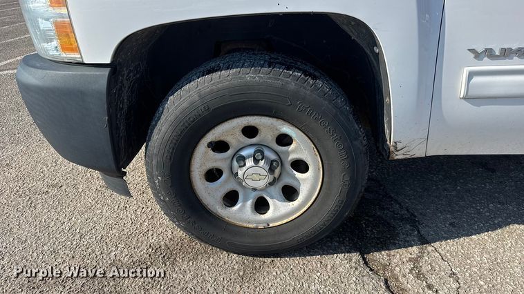 image for item ET4434 2012 Chevrolet Silverado 1500 Ext. Cab pickup truck