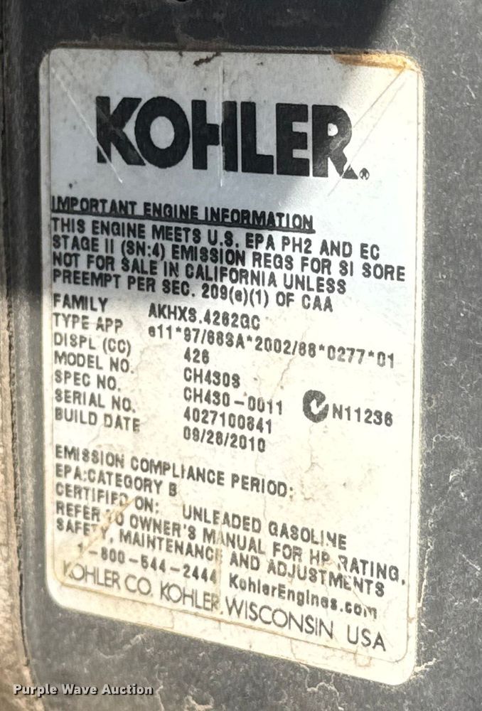 image for item ET4449 2011 Ford F350 Super Duty flatbed pickup truck