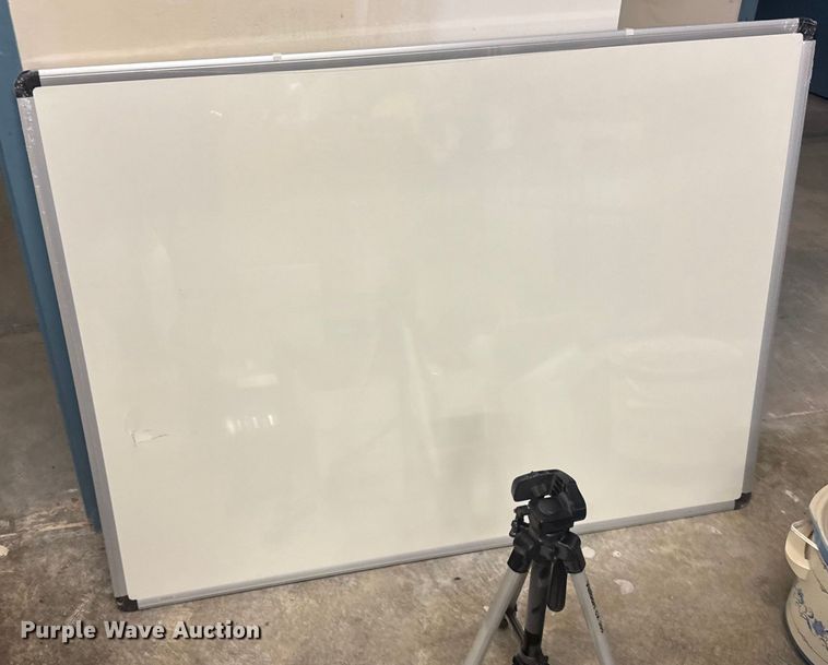 image for item ET4463 Office equipment