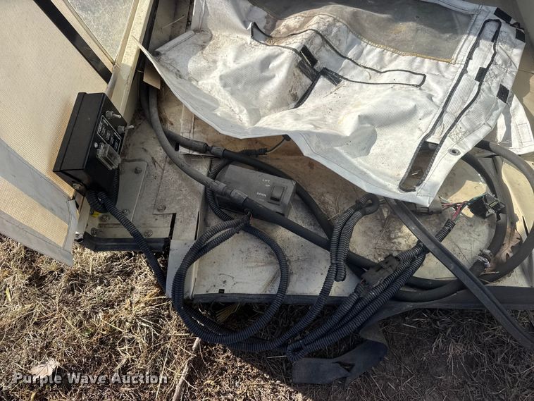 image for item ET4468 Grasshopper 512 snow blower