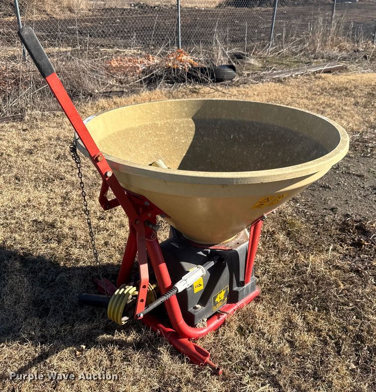 image for item ET4469 Lawn equipment