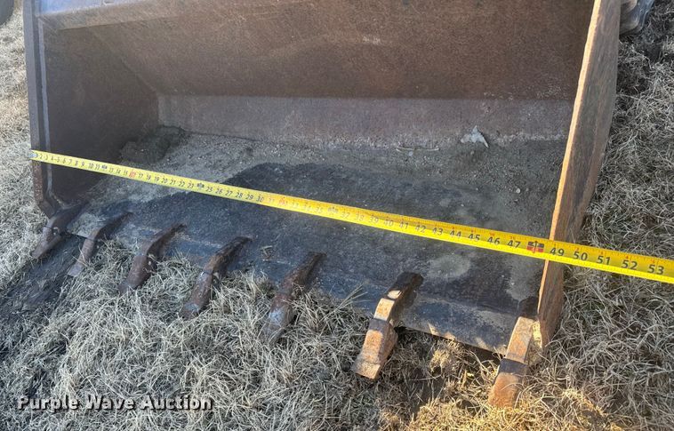 image for item ET4470 1995 Bobcat 553 skid steer loader