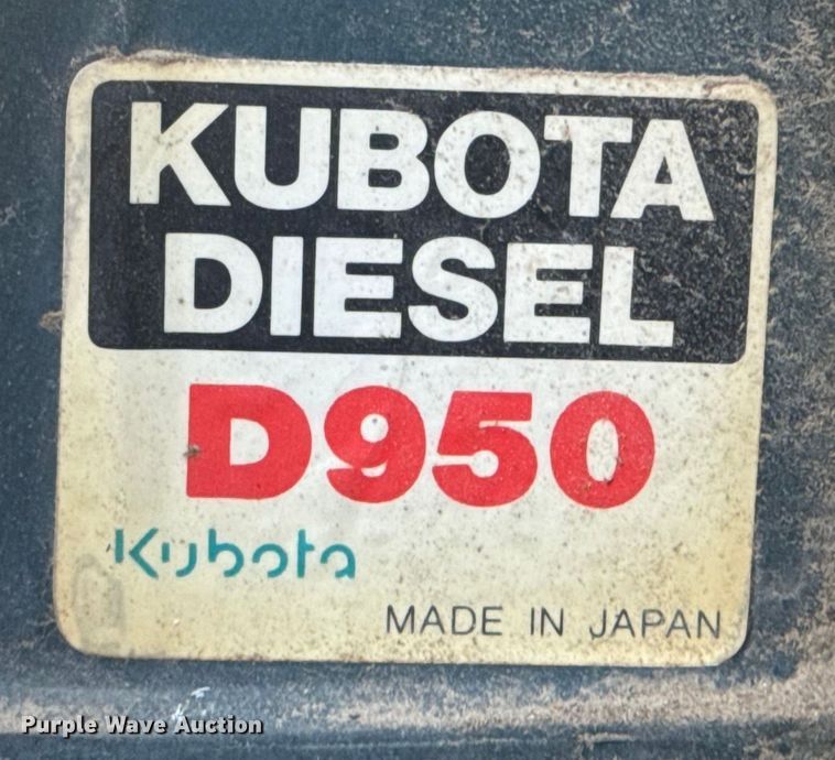 image for item ET4470 1995 Bobcat 553 skid steer loader