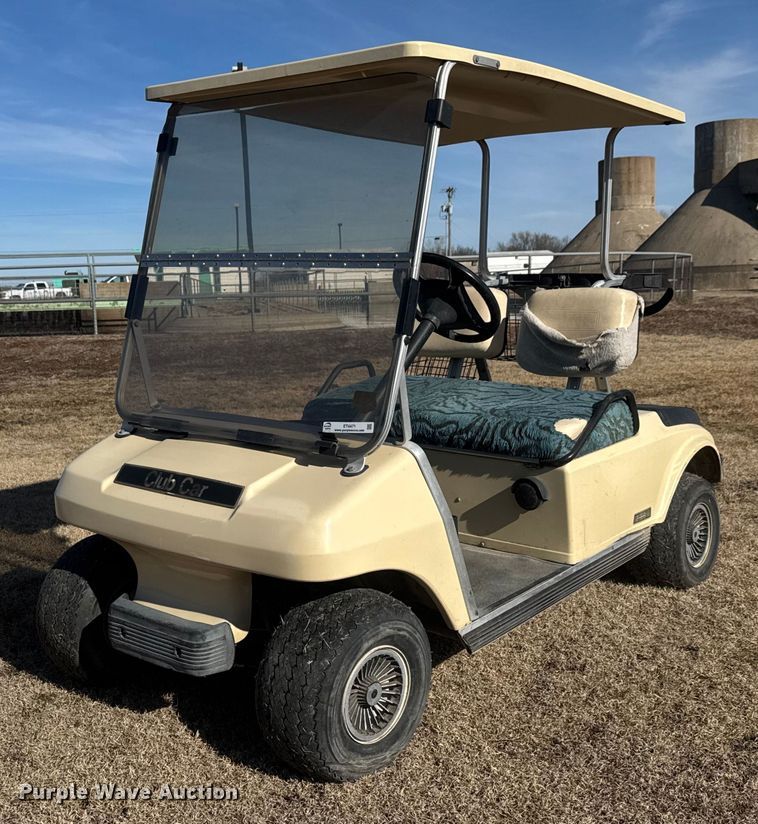 image for item ET4471 1993 Club Car DS golf cart