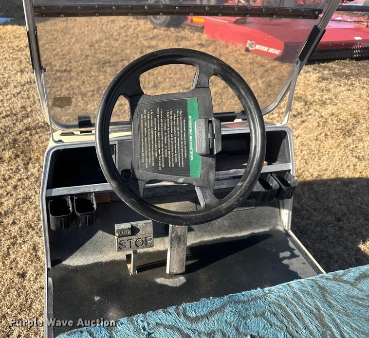 image for item ET4471 1993 Club Car DS golf cart