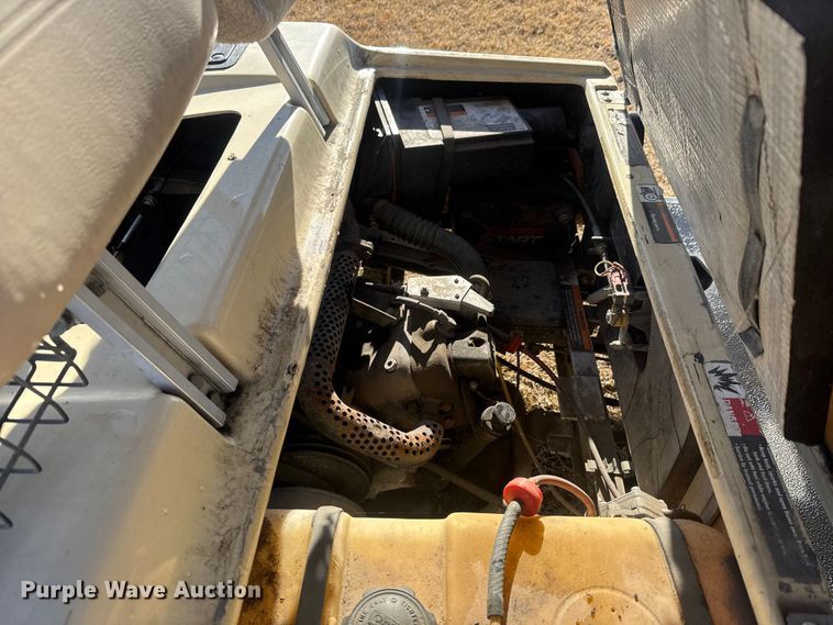 image for item ET4471 1993 Club Car DS golf cart