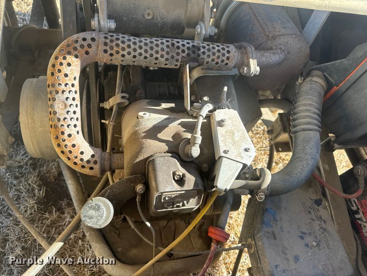 image for item ET4471 1993 Club Car DS golf cart