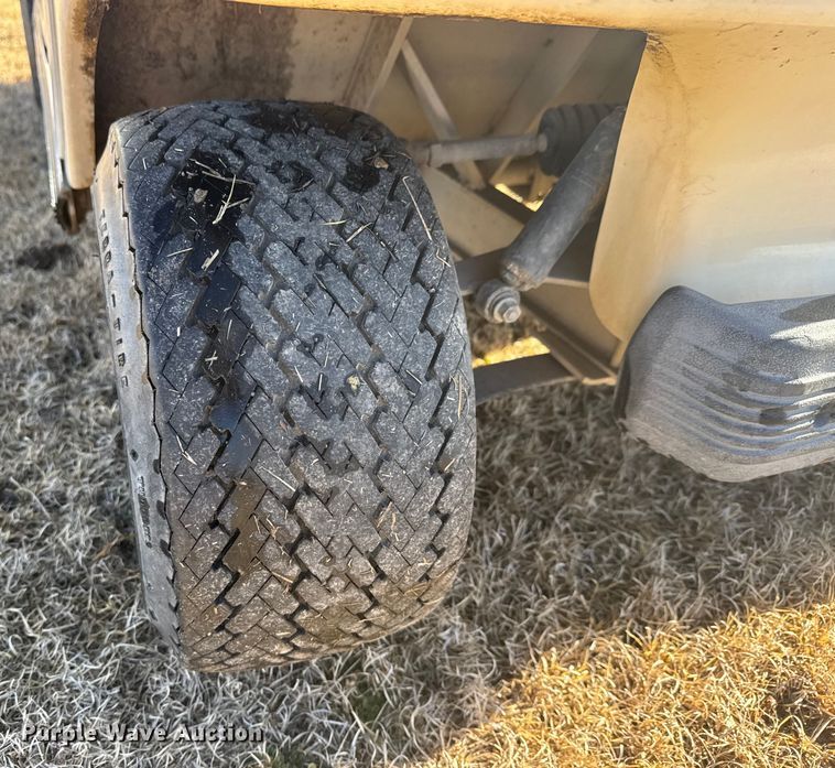 image for item ET4471 1993 Club Car DS golf cart