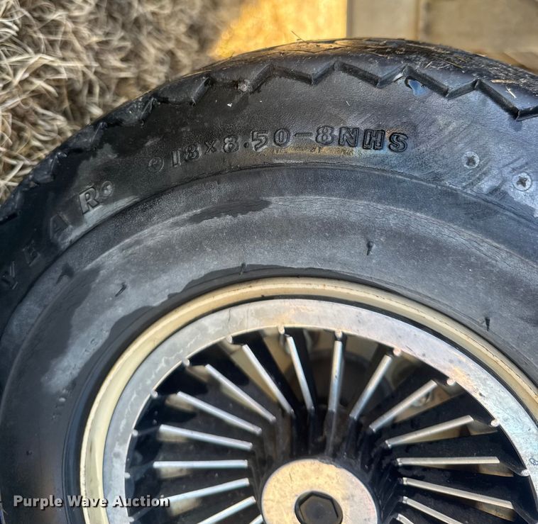 image for item ET4471 1993 Club Car DS golf cart