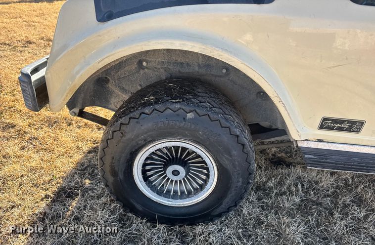 image for item ET4471 1993 Club Car DS golf cart