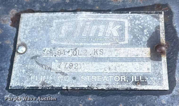 image for item ET4472 1995 Ford L8000 dump truck