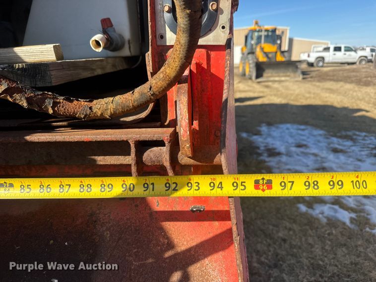 image for item ET4472 1995 Ford L8000 dump truck