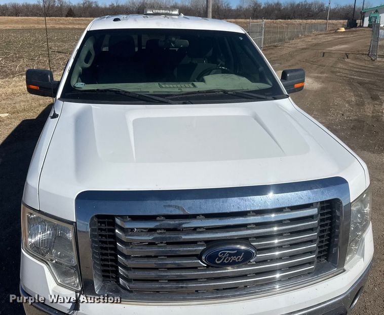 image for item ET4473 2012 Ford F150 XLT Crew Cab pickup truck