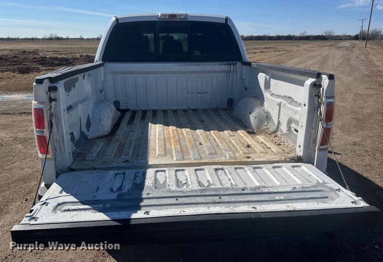 image for item ET4473 2012 Ford F150 XLT Crew Cab pickup truck