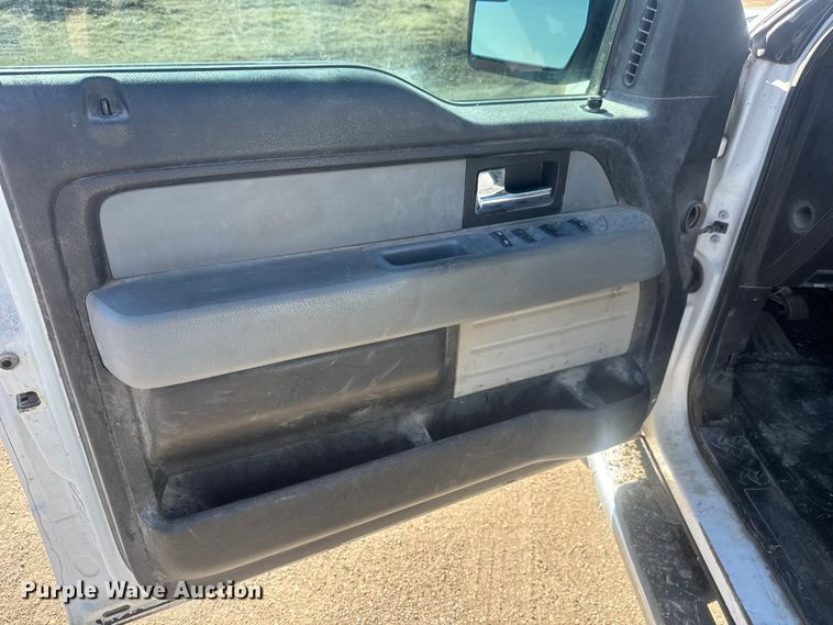 image for item ET4473 2012 Ford F150 XLT Crew Cab pickup truck