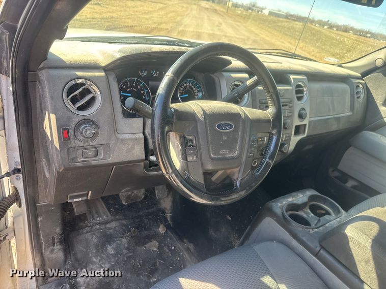 image for item ET4473 2012 Ford F150 XLT Crew Cab pickup truck