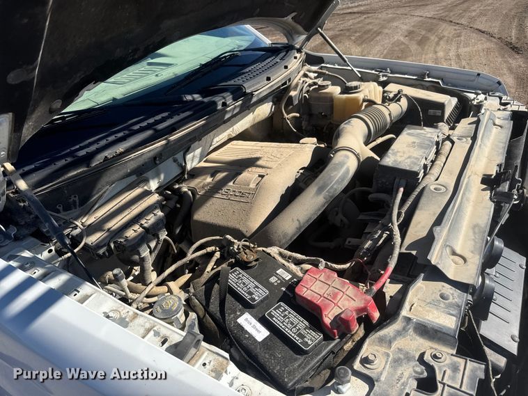 image for item ET4473 2012 Ford F150 XLT Crew Cab pickup truck