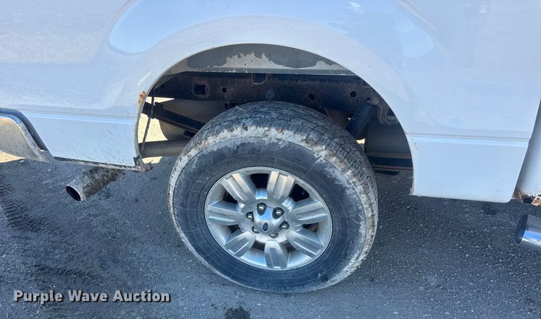 image for item ET4473 2012 Ford F150 XLT Crew Cab pickup truck