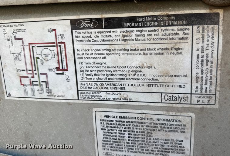 image for item ET4474 1996 Ford F250 XL utility bed pickup truck