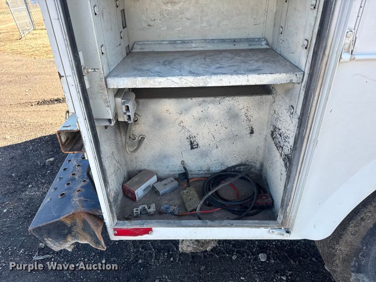 image for item ET4475 2005 Dodge Ram 2500 utility / service truck