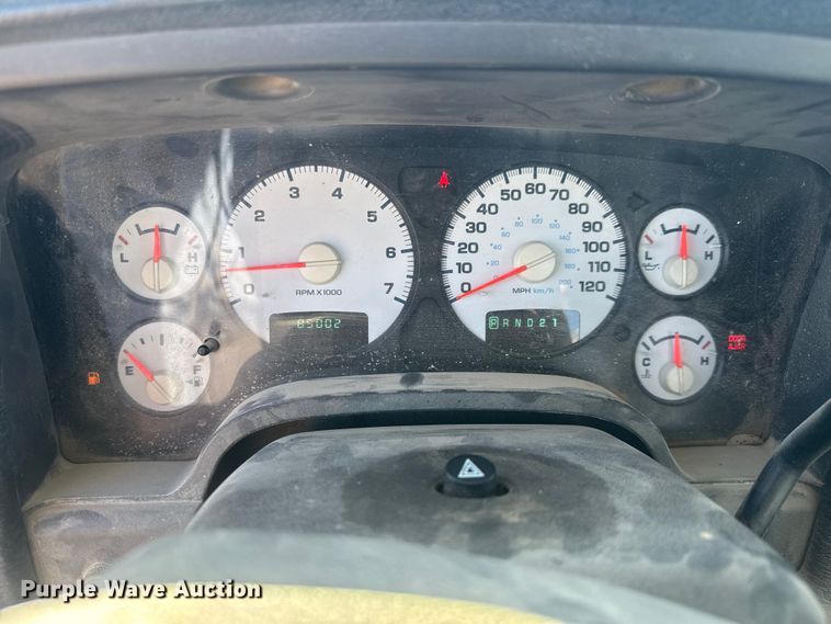 image for item ET4475 2005 Dodge Ram 2500 utility / service truck