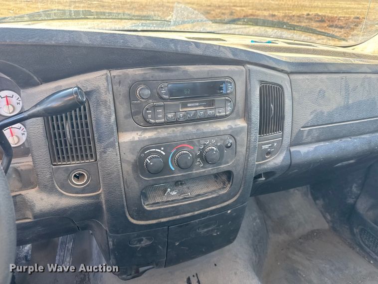 image for item ET4475 2005 Dodge Ram 2500 utility / service truck