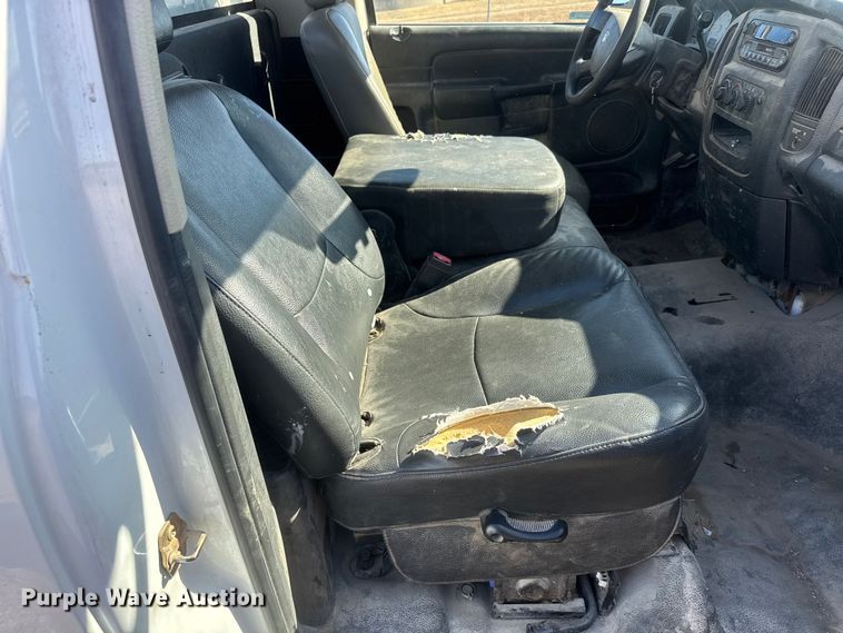 image for item ET4475 2005 Dodge Ram 2500 utility / service truck