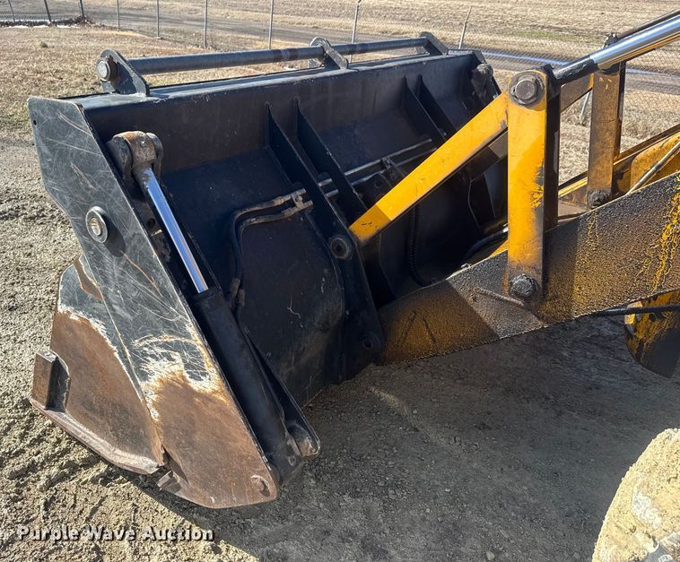image for item ET4476 2009 JCB 3CX backhoe