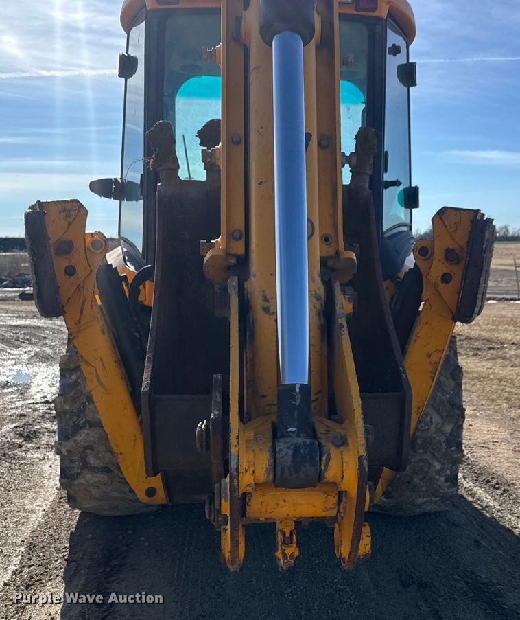 image for item ET4476 2009 JCB 3CX backhoe