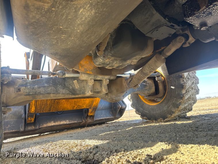 image for item ET4476 2009 JCB 3CX backhoe