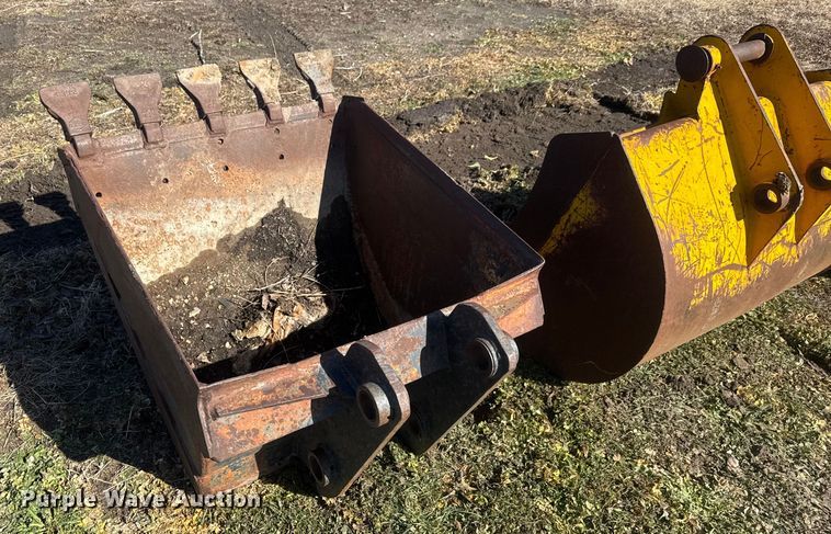 image for item ET4476 2009 JCB 3CX backhoe