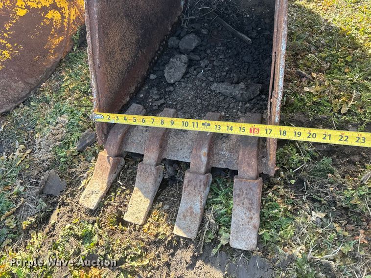 image for item ET4476 2009 JCB 3CX backhoe