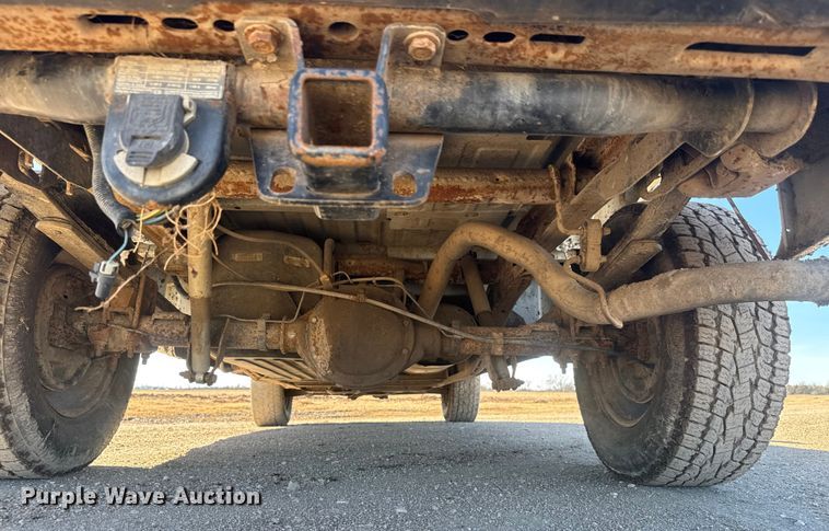 image for item ET4477 2006 Chevrolet Silverado 1500 Crew Cab pickup truck