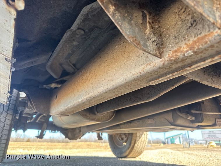 image for item ET4477 2006 Chevrolet Silverado 1500 Crew Cab pickup truck