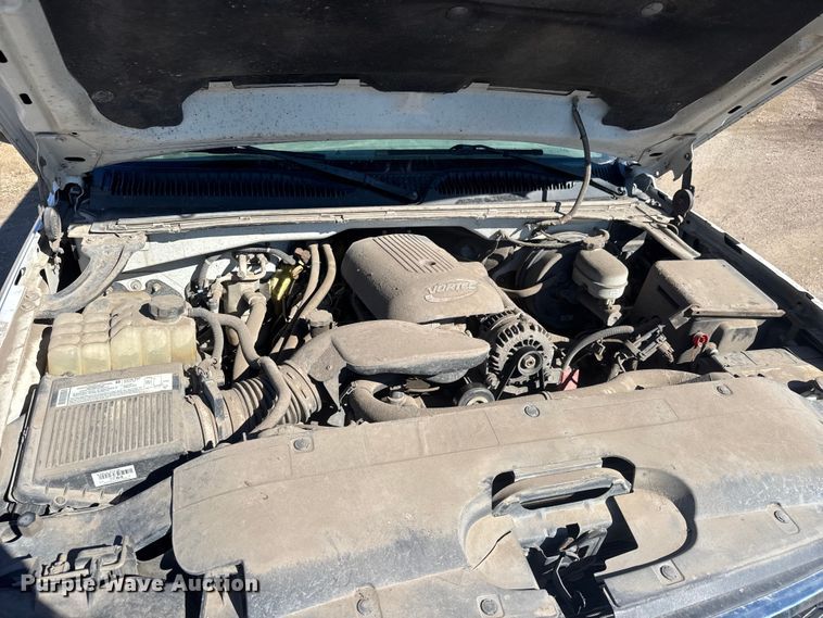 image for item ET4477 2006 Chevrolet Silverado 1500 Crew Cab pickup truck