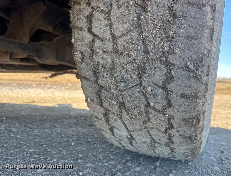 image for item ET4477 2006 Chevrolet Silverado 1500 Crew Cab pickup truck