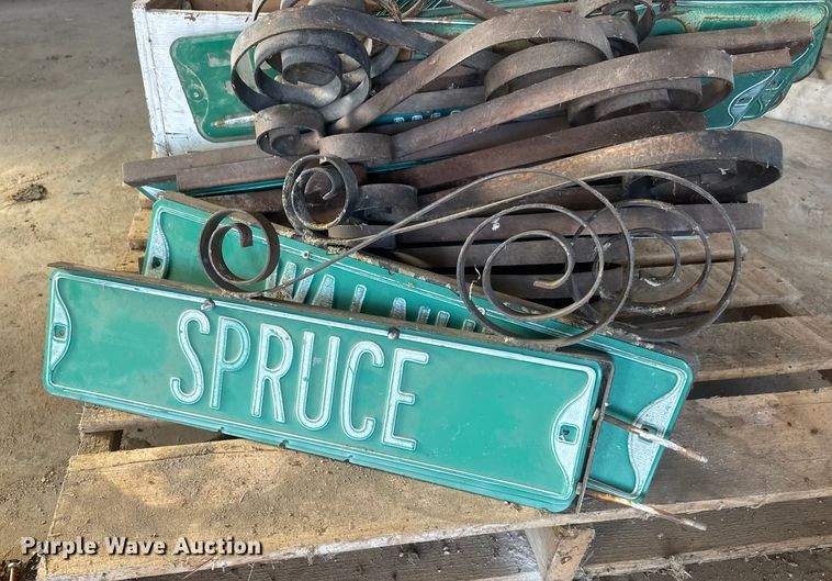 image for item ET4480 Street signs