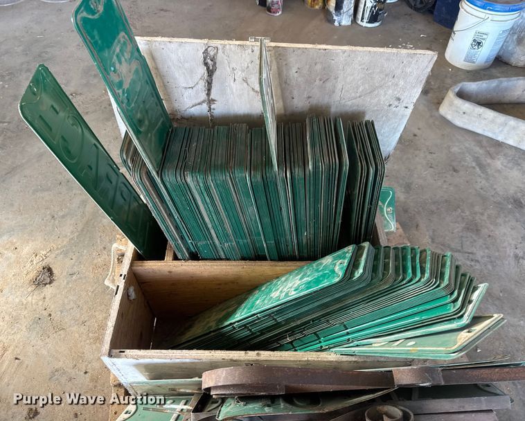 image for item ET4480 Street signs