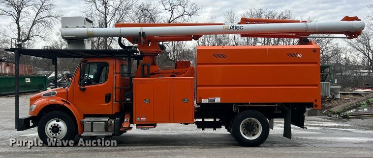 image for item ET6887 2013 Freightliner Business Class M2 forestry bucket truck