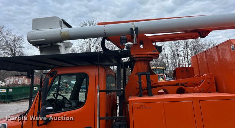 image for item ET6887 2013 Freightliner Business Class M2 forestry bucket truck