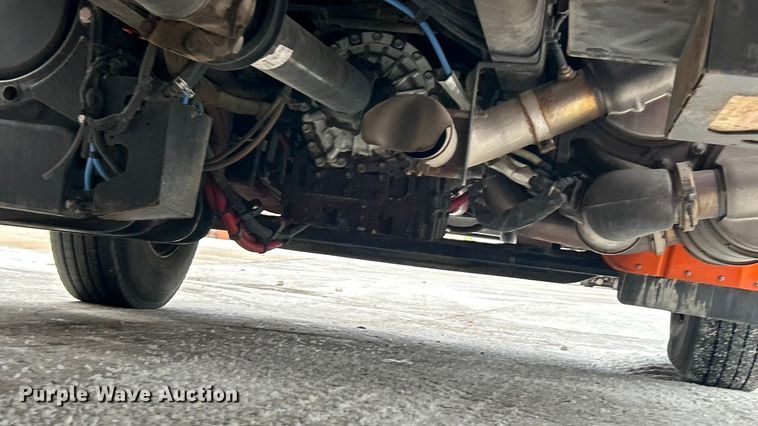 image for item ET6887 2013 Freightliner Business Class M2 forestry bucket truck