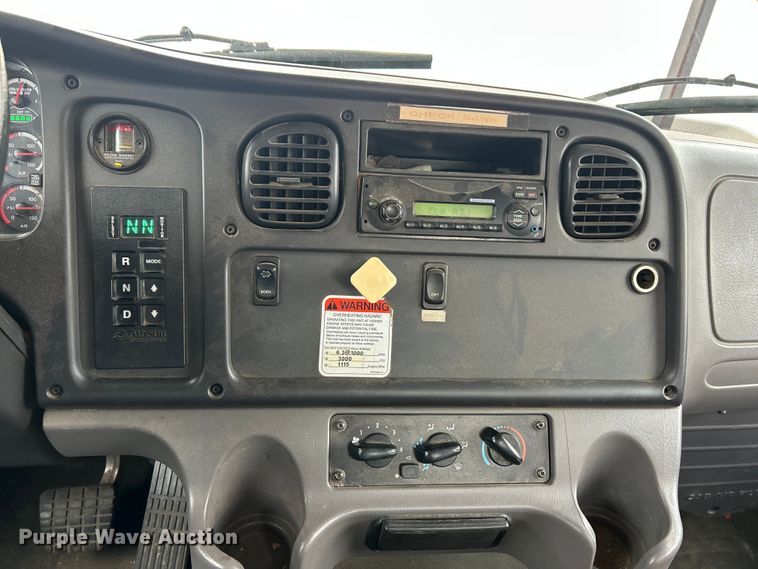 image for item ET6887 2013 Freightliner Business Class M2 forestry bucket truck