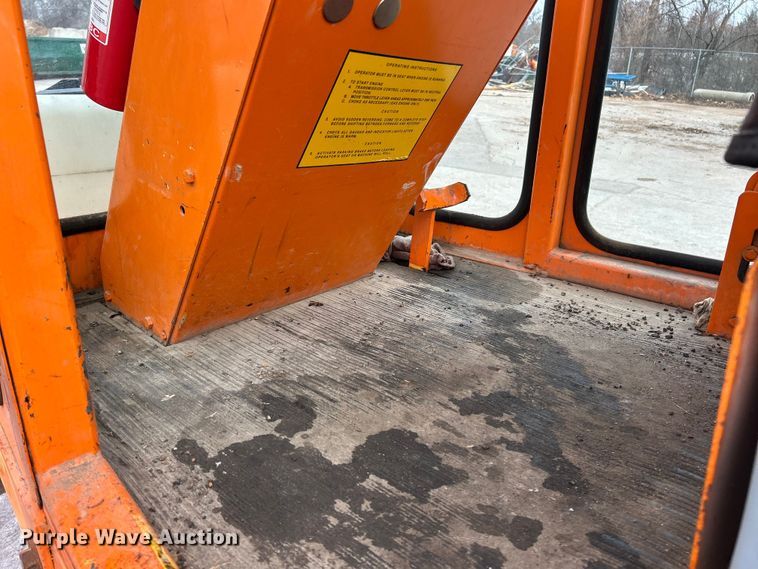 image for item ET6888 1997 Waldon SweepMaster II broom