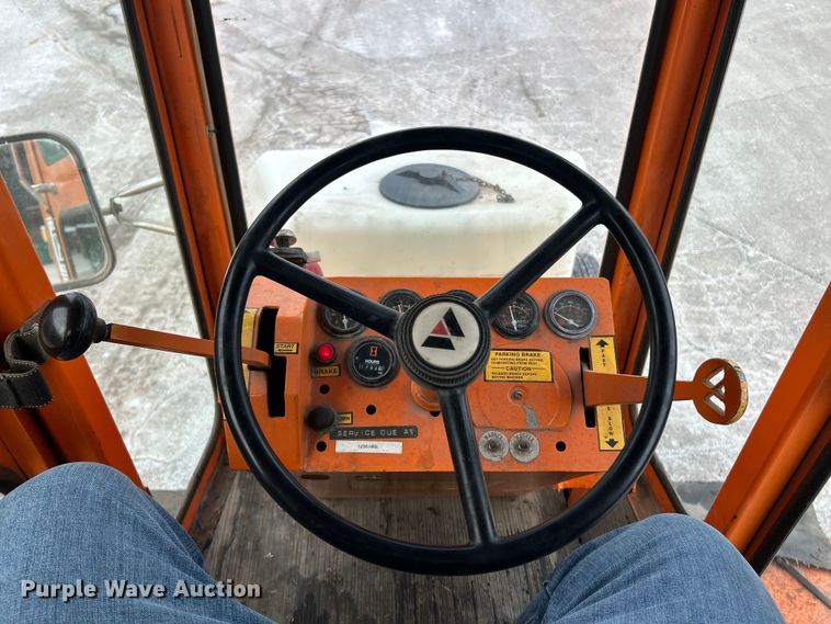 image for item ET6888 1997 Waldon SweepMaster II broom