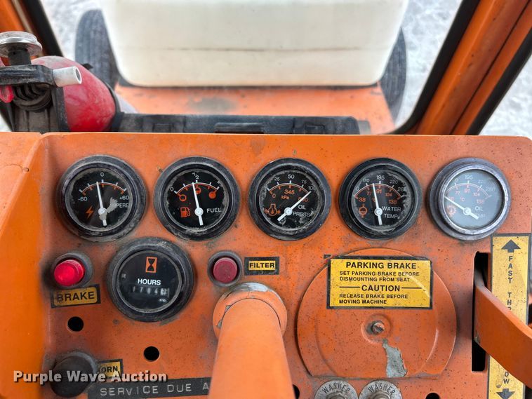 image for item ET6888 1997 Waldon SweepMaster II broom