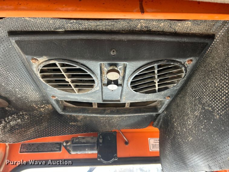 image for item ET6888 1997 Waldon SweepMaster II broom